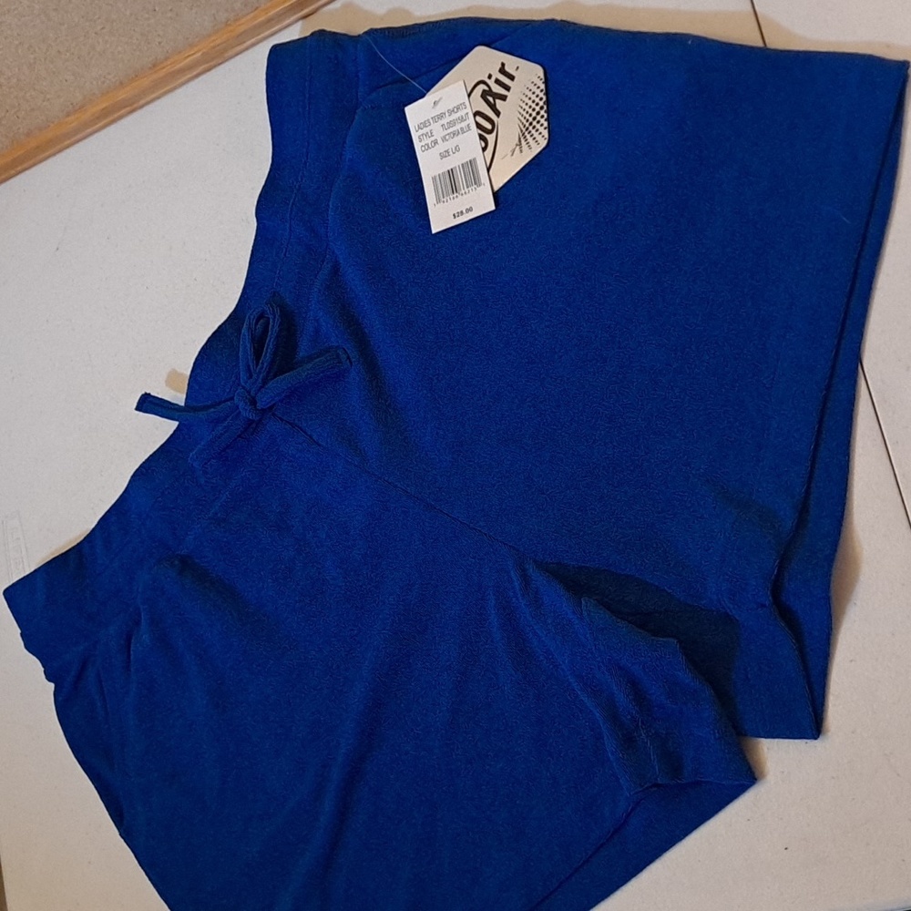 Ladies Terry cloth knit shorts by 360 Air NWT - blue
